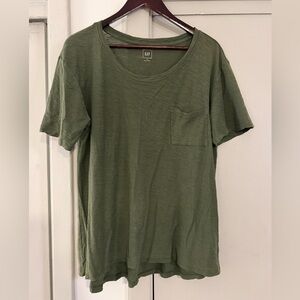 Women’s Gap Shirt